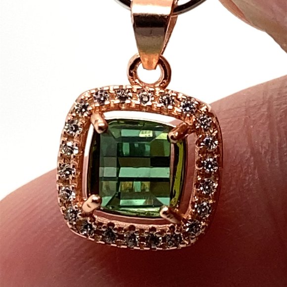 Green Tourmaline 1.04ct Rose Gold Finish Solid 925 Sterling Silver Pendant - Picture 2 of 6